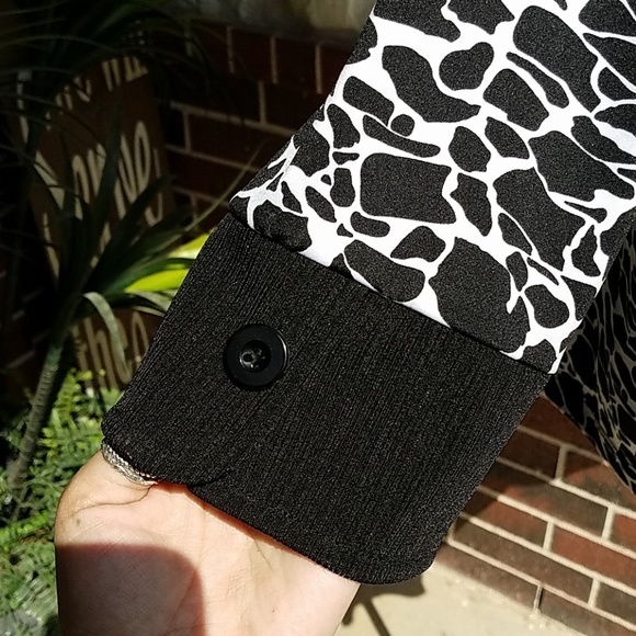 Animal Print Black White Cardigan Sweater Jacket - Picture 3 of 6